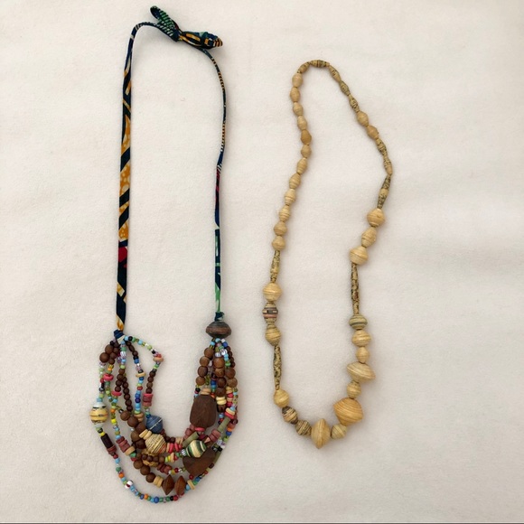 Set of paper bead necklaces - Picture 1 of 5